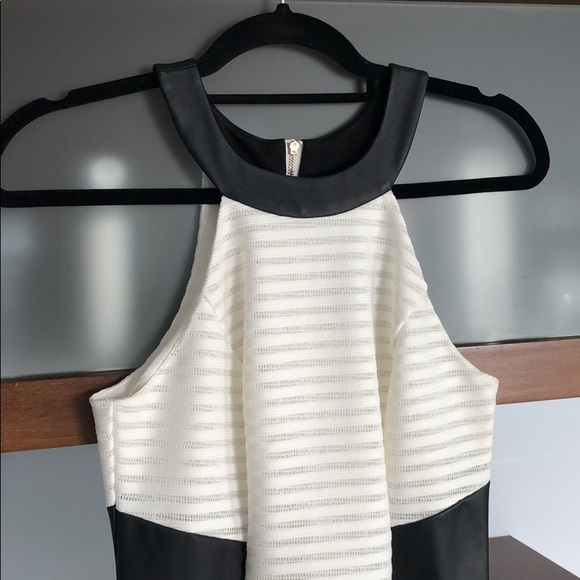 Dress - Picture 1 of 6